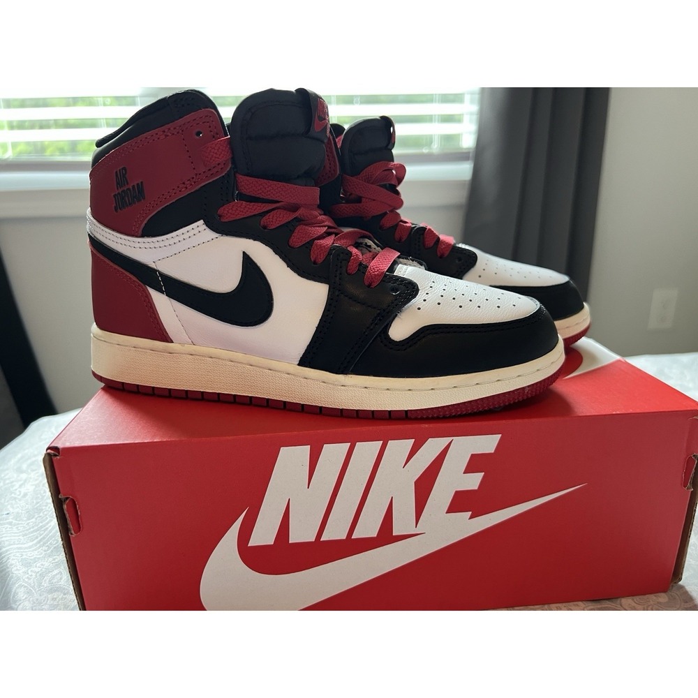 Size 5Y Air Jordan 1 High OG Black Toe Reimagined GS Shoes sneakers NWT